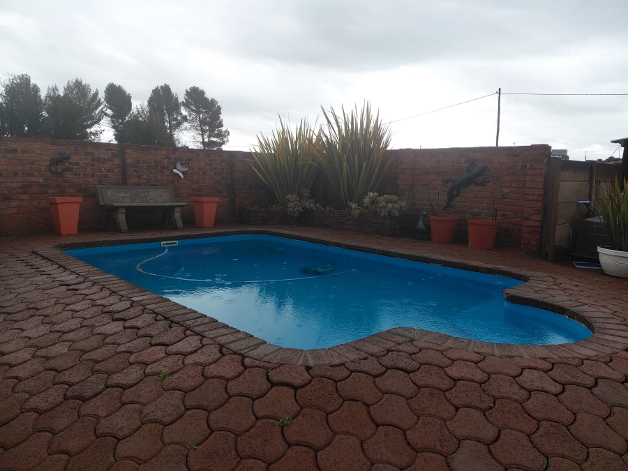 3 Bedroom Property for Sale in Burgersdorp Eastern Cape